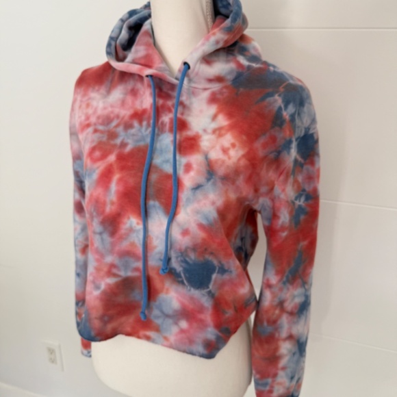 Aviator Nation Light Blue & Red Tie Dye Pullover Sweatshirt & Jogger Set - Picture 4 of 13